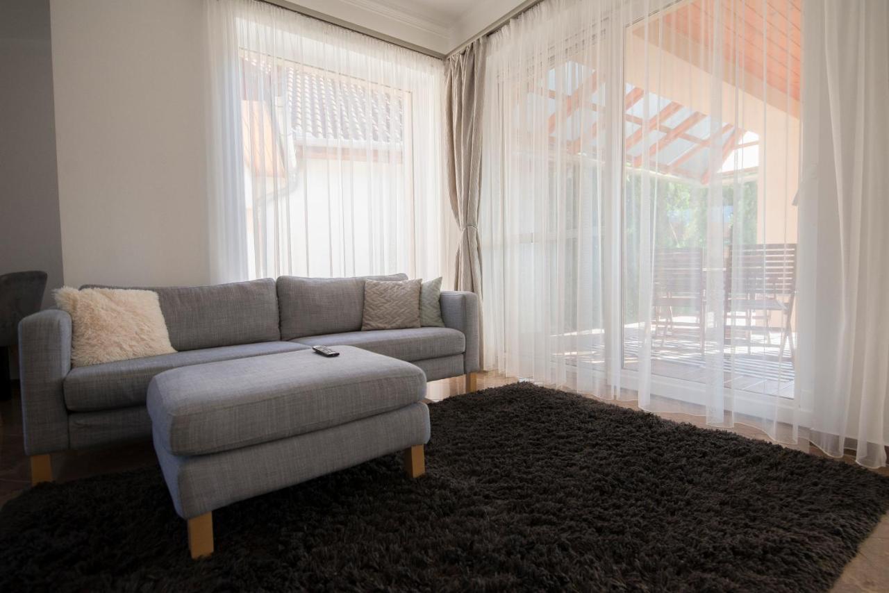 K33 Apartamento Tiszaújváros Exterior foto