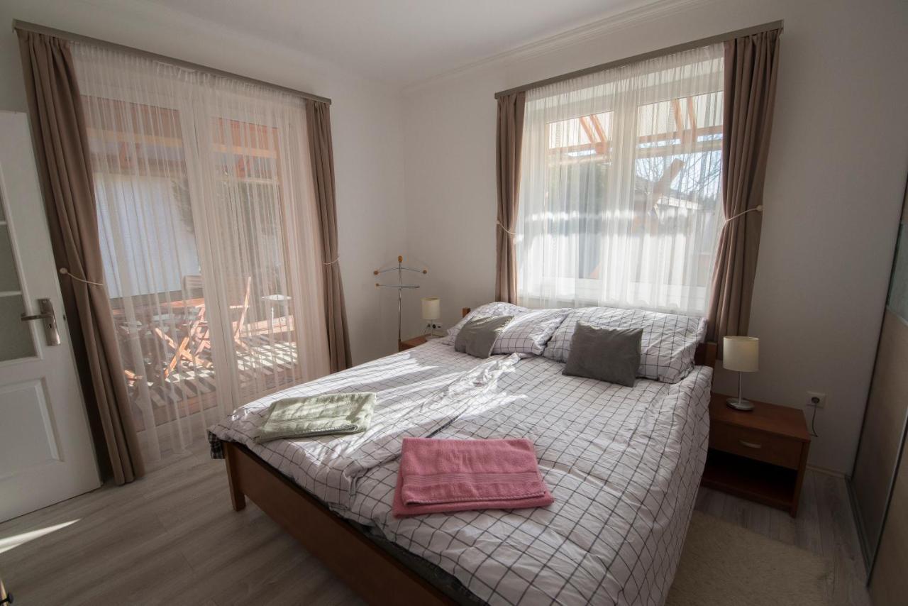 K33 Apartamento Tiszaújváros Exterior foto