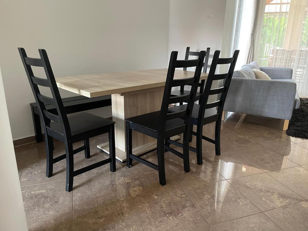 K33 Apartamento Tiszaújváros Exterior foto