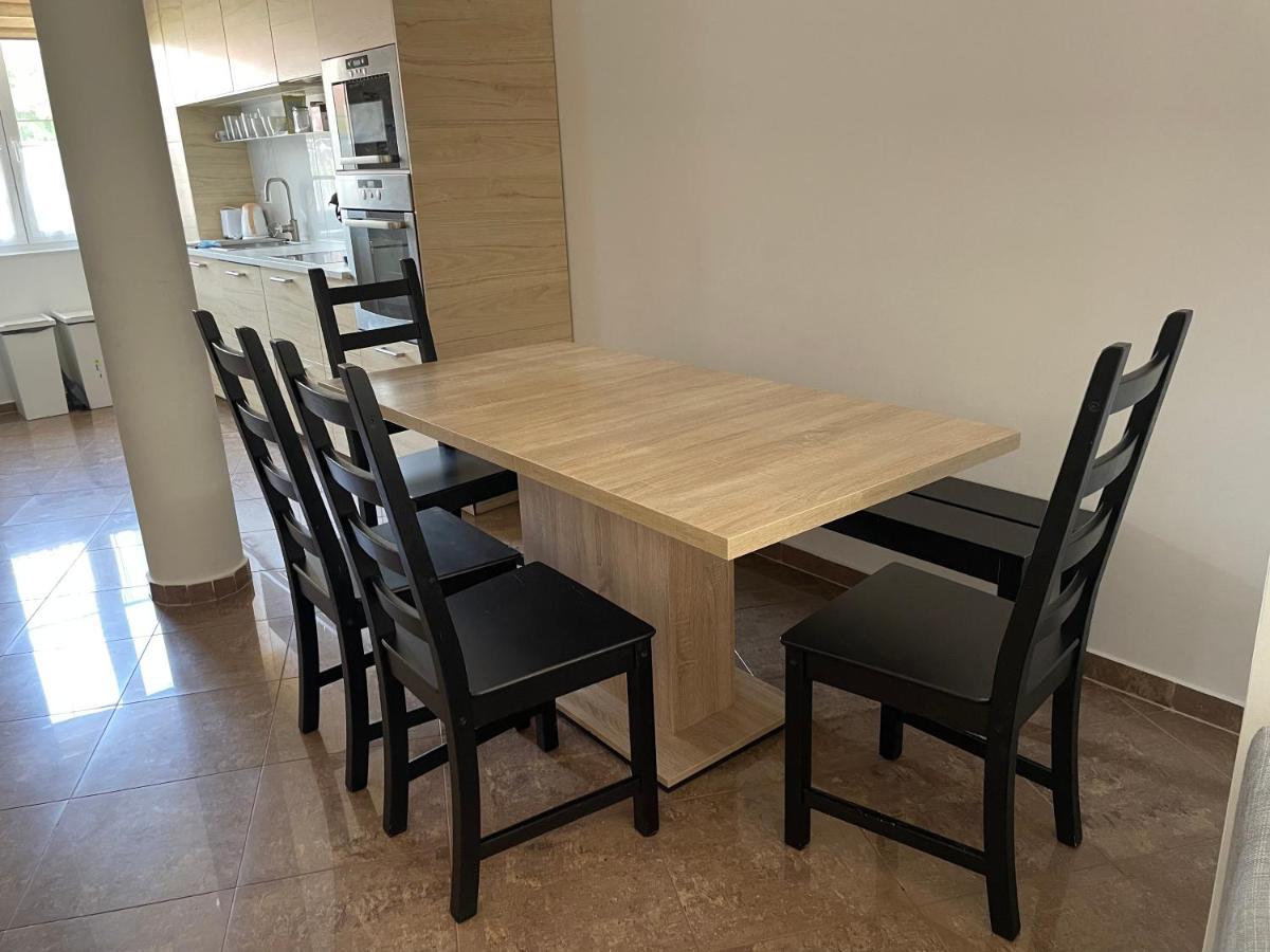 K33 Apartamento Tiszaújváros Exterior foto